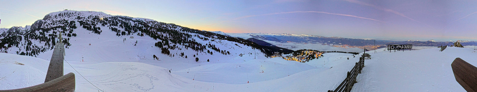 Webcam Chamrousse 1870 - Sommet Casserousse Webcam Chamrousse 1870 - Sommet Casserousse