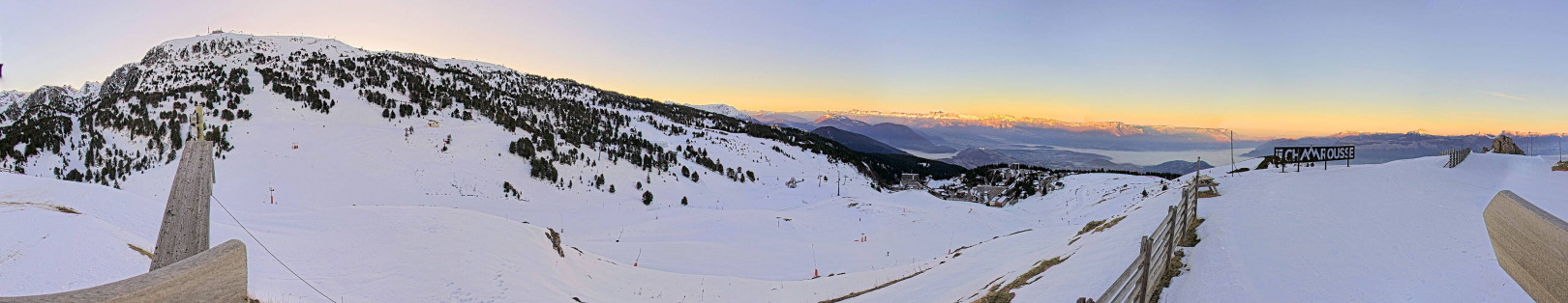 Webcam Chamrousse 1870 - Sommet Casserousse Webcam Chamrousse 1870 - Sommet Casserousse