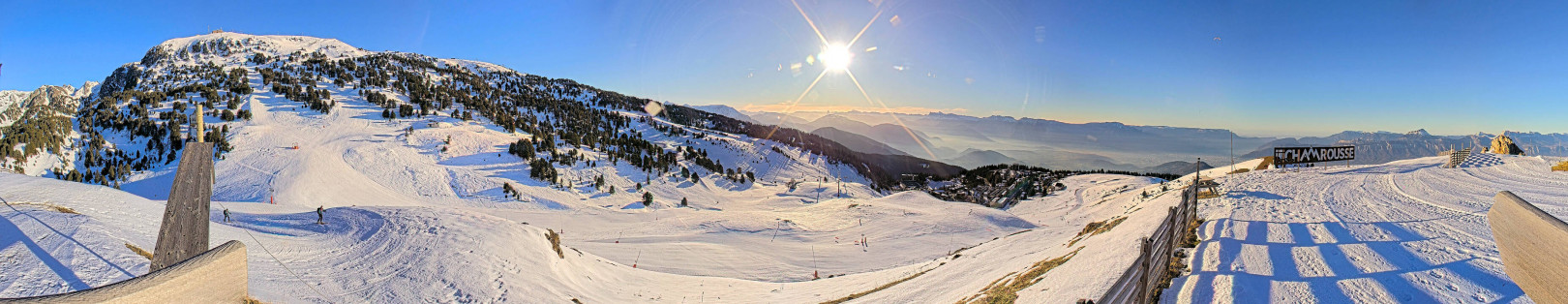 Webcam Chamrousse 1870 - Sommet Casserousse Webcam Chamrousse 1870 - Sommet Casserousse