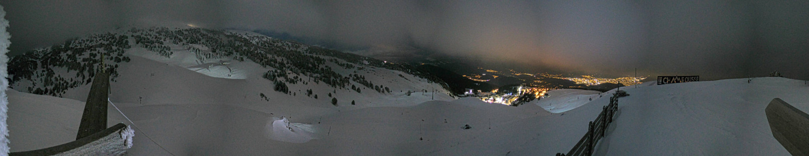Webcam Chamrousse 1870 - Sommet Casserousse Webcam Chamrousse 1870 - Sommet Casserousse