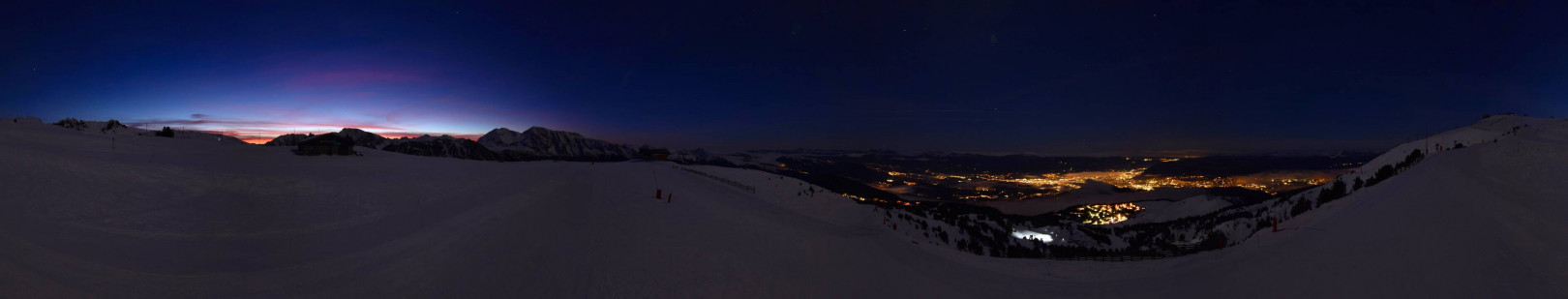 Webcam Chamrousse 2150 - Les Crêtes Webcam Chamrousse 2150 - Les Crêtes