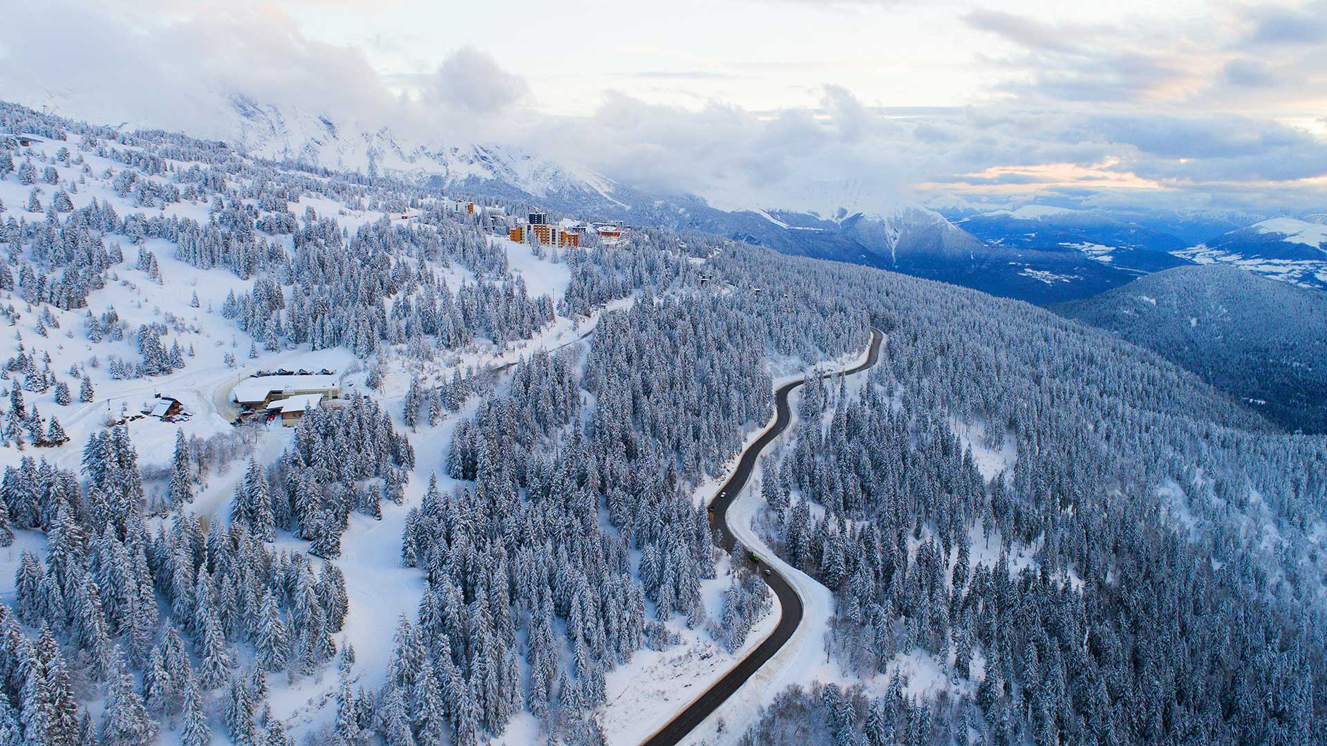 Chamrousse station accès transport ski montagne grenoble isère alpes france