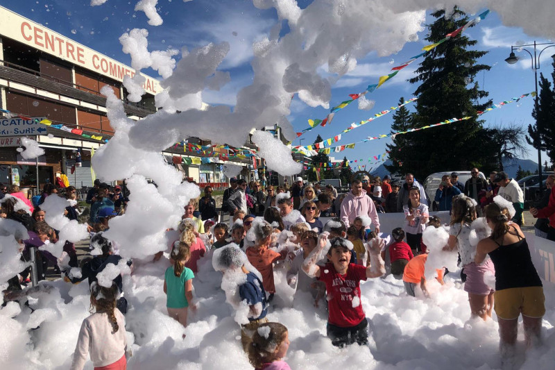 Weekly entertainment