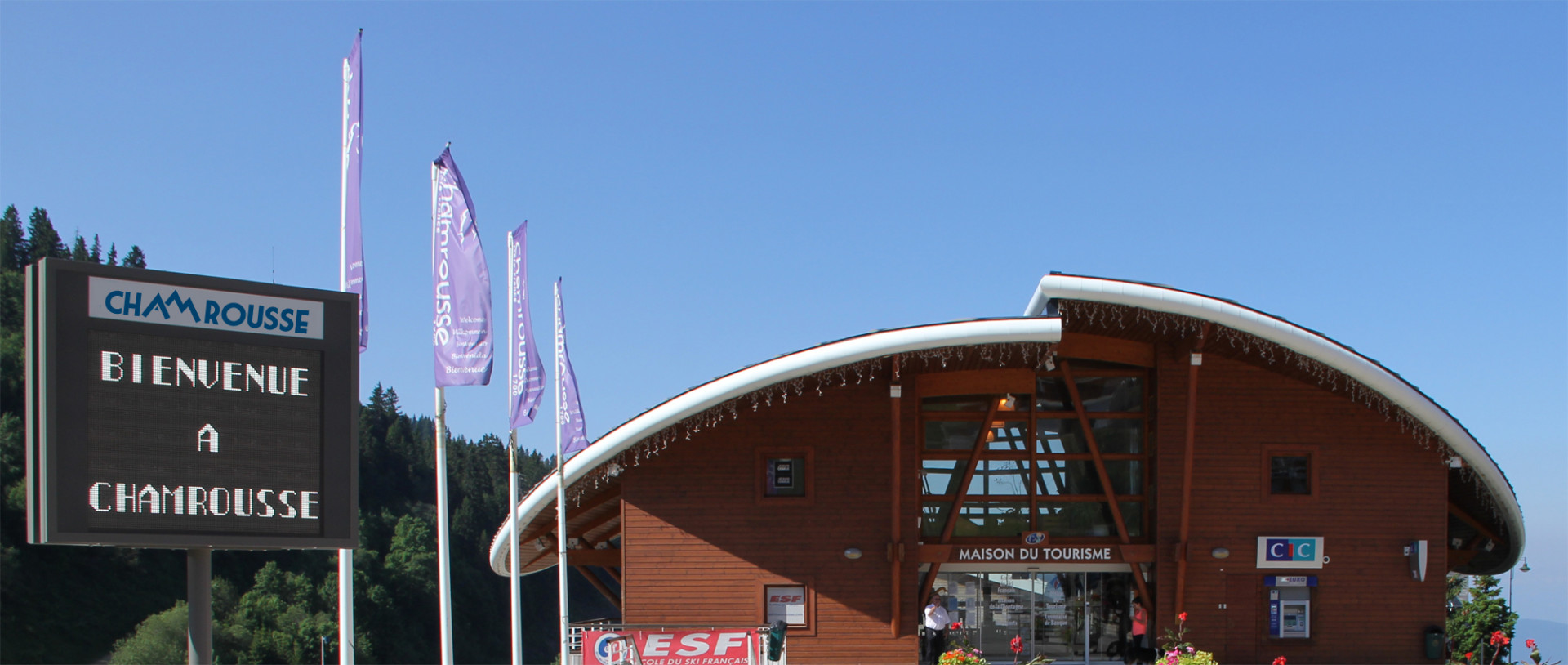 Chamrousse office tourisme 1650 recoin 1750 roche béranger station ski montagne grenoble isère alpes france