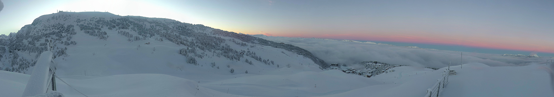 Chamrousse webcam lever soleil janvier 2021 station ski montagne grenoble isère alpes france - © Skaping