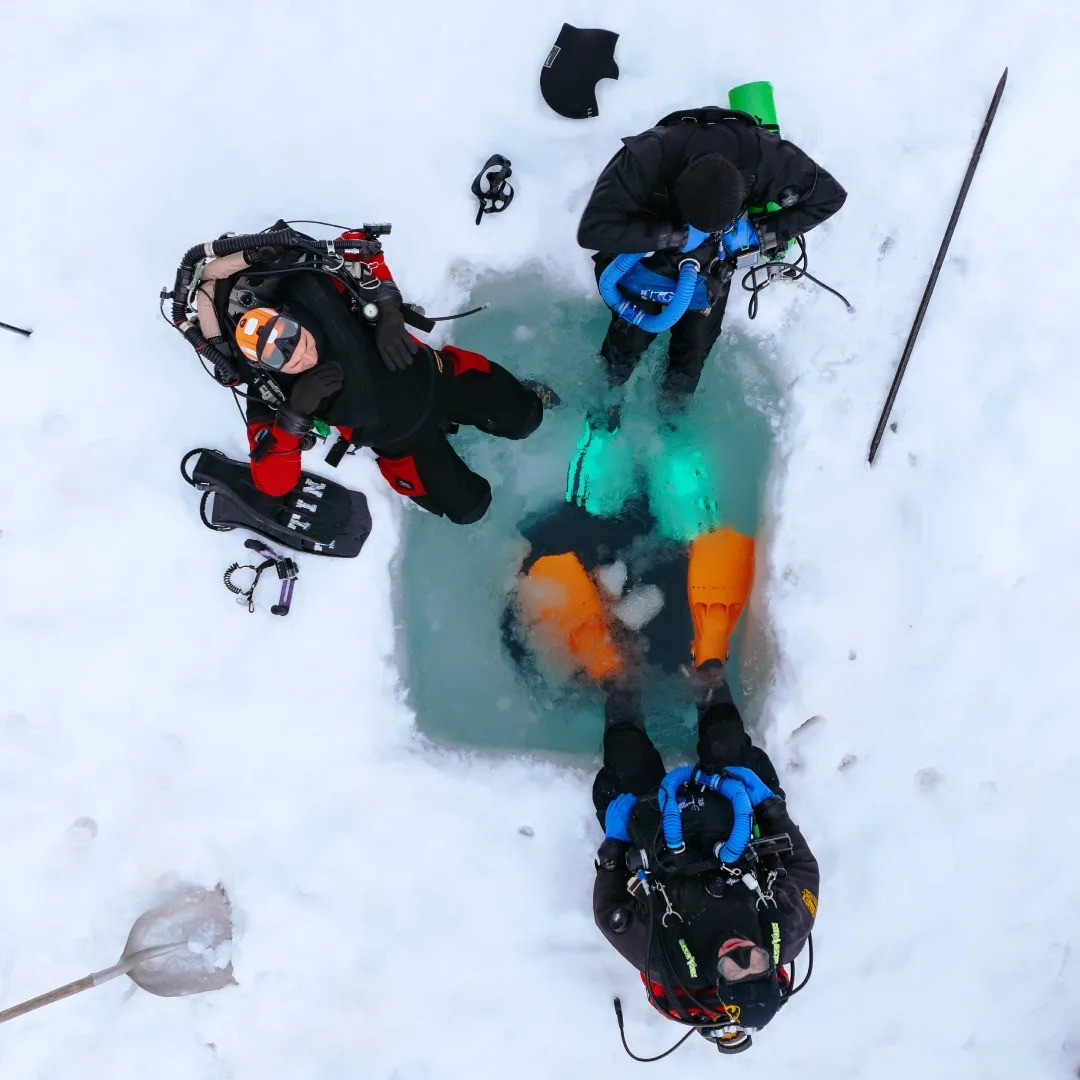 Ice diving Ice diving