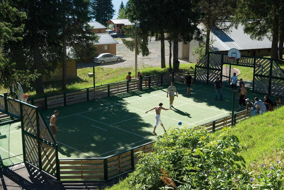 Espace multisports - © OT Chamrousse Espace multisports