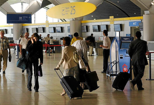 Terminal Départ Lyon Aéroports Terminal Départ Lyon Aéroports