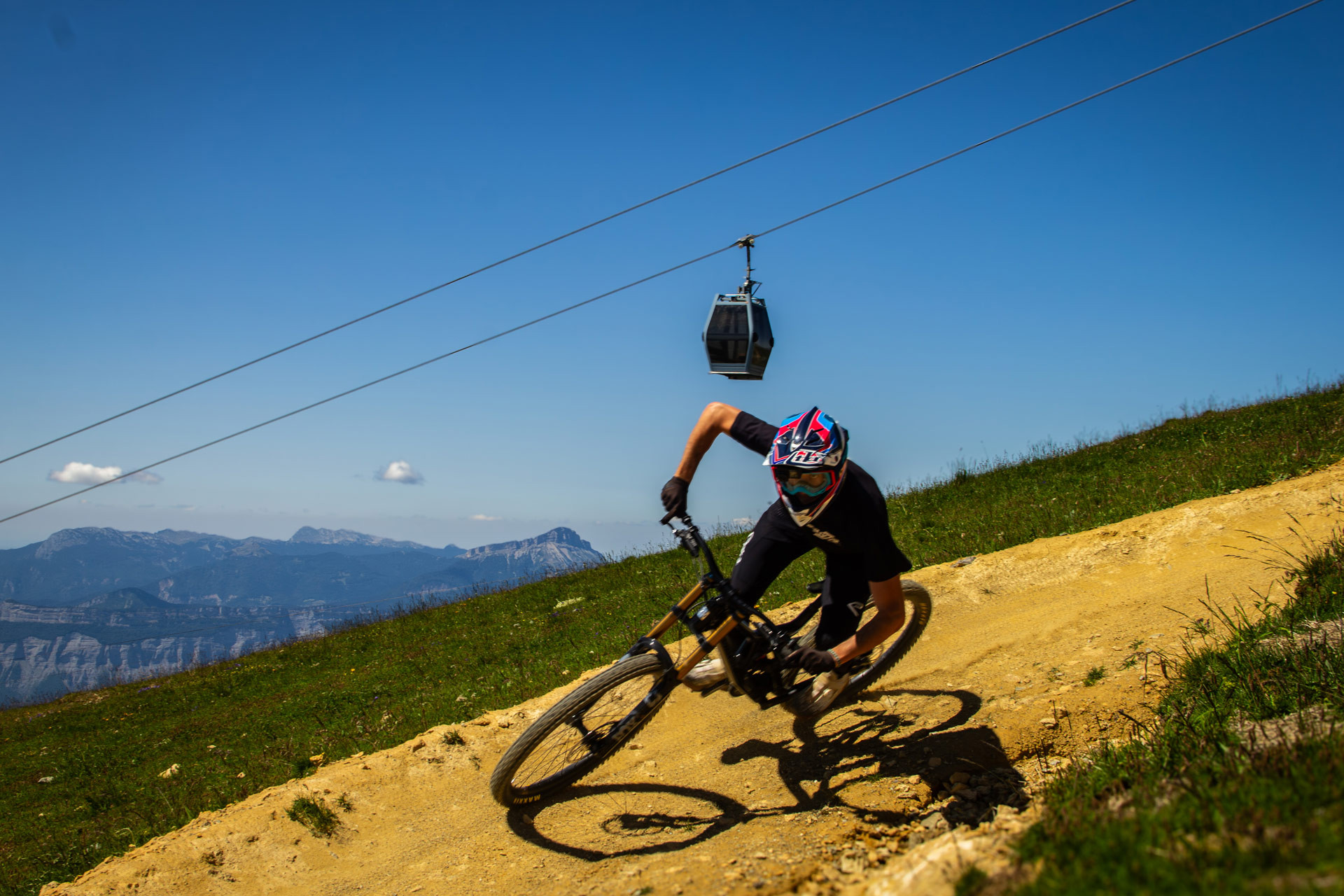 MTB track - la Chamroussienne Chamrousse - © YV - OT Chamrousse MTB track - la Chamroussienne Chamrousse