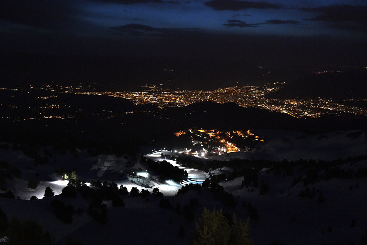 Ski nocturne Chamrousse - © Fred Guerdin - Chamrousse Ski nocturne Chamrousse