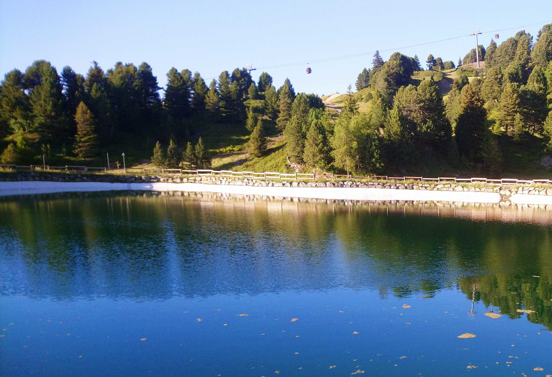 Chamrousse Vallons lake