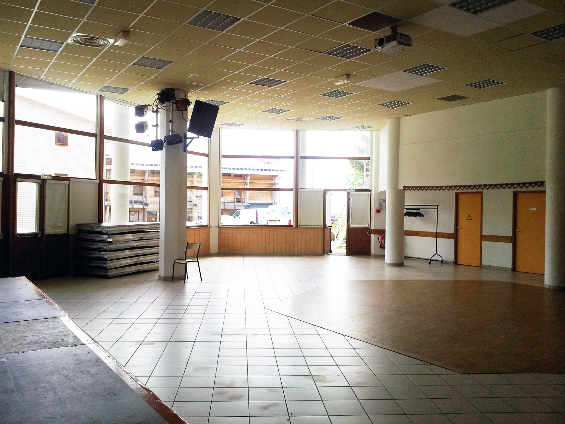 Chamrousse municipal multipurpose hall