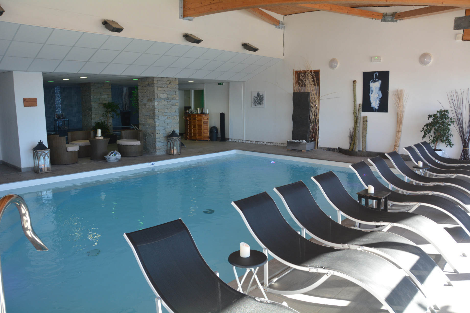 Chamrousse spa pool lounger
