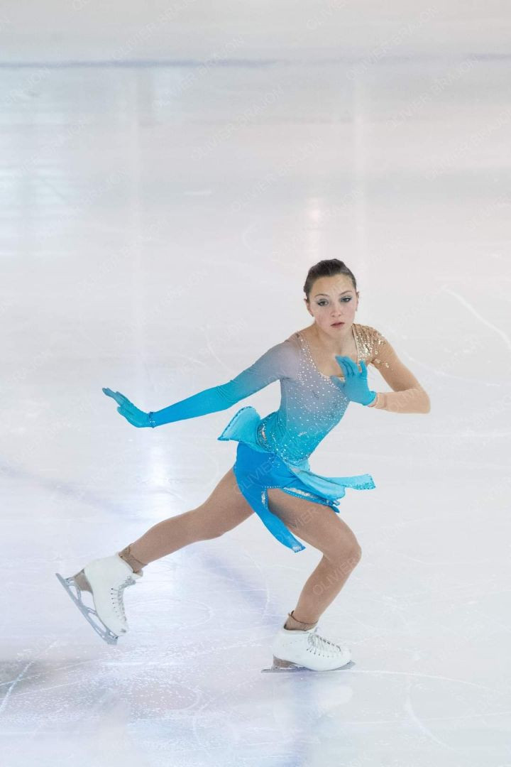 Ninon Dapoigny championne patinage artistique Chamrousse