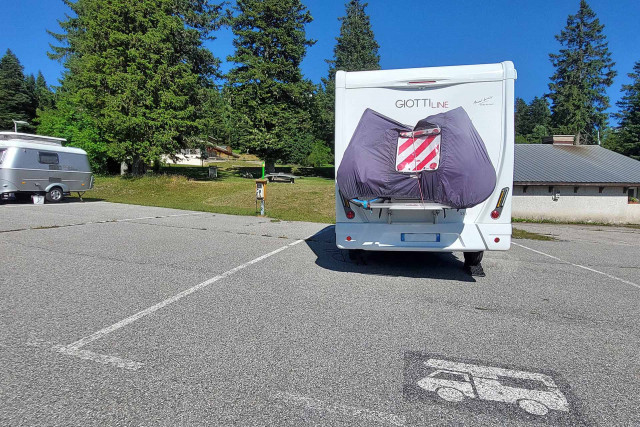 Aire d'accueil de Camping-cars 1750 Chamrousse - © EM - OT Chamrousse Aire d'accueil de Camping-cars 1750 Chamrousse