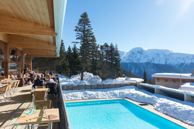 The Bachat restaurant - © M Vacances The Bachat restaurant