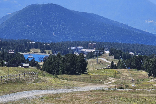 Itinerary Chamrousse 1650 - Croix de Chamrousse - © SD - OT Chamrousse Itinerary Chamrousse 1650 - Croix de Chamrousse