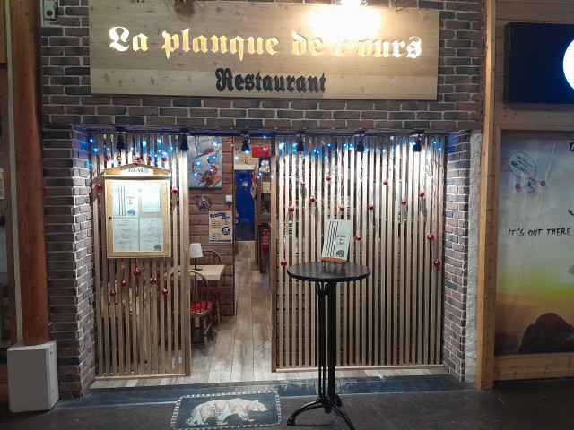 ''La planque de l'ours'' - © La planque de l'Ours ''La planque de l'ours''