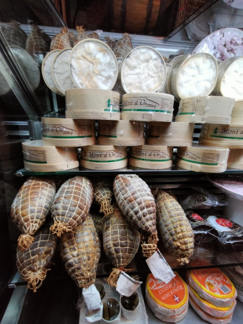 Nos produits régionaux - © La pierre chaude Nos produits régionaux