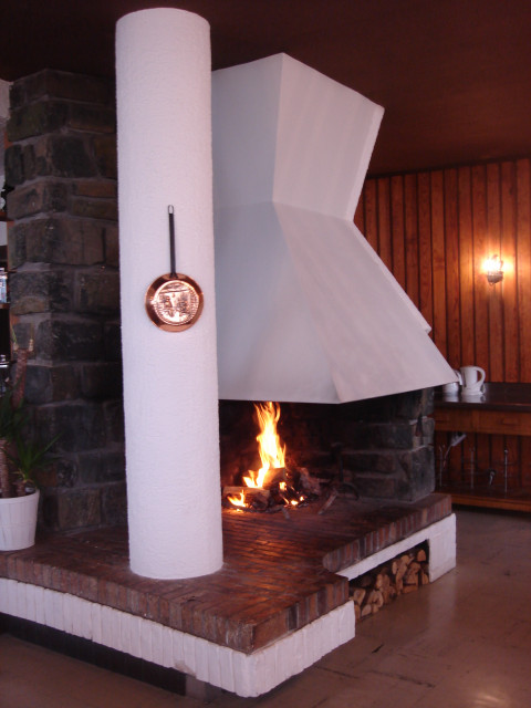 BELLEDONNE CHEMINEE - © les chalets de chamrousse BELLEDONNE CHEMINEE