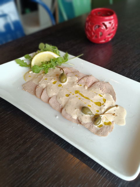 Vittelo Tonnato - © Marine Garcia Vittelo Tonnato