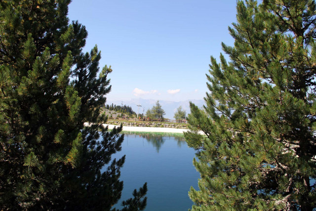 Chamrousse Vallons lake - © CP - OT Chamrousse Chamrousse Vallons lake