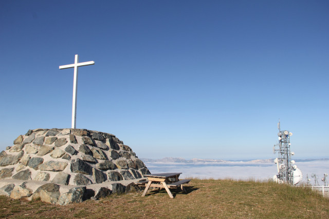 Croix de Chamrousse en été - © CP - OT Chamrousse Croix de Chamrousse en été