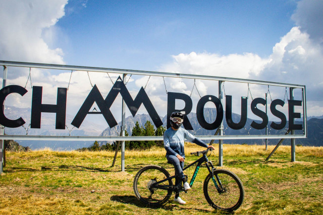 La Chamroussienne mountain bike trail Chamrousse