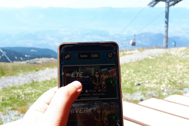 Jeu smartphone sommet été station Chamrousse Explor games®