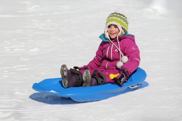 Sledging area for children - © EG - Office de Tourisme Chamrousse Sledging area for children