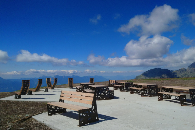Croix de Chamrousse summer picnic area