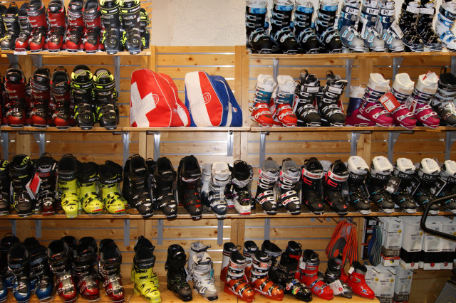 Photo espace vente chaussures de ski