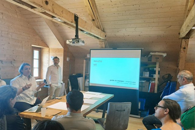 Chamrousse guide marque territoire espuma station ski montagne grenoble isère alpes france