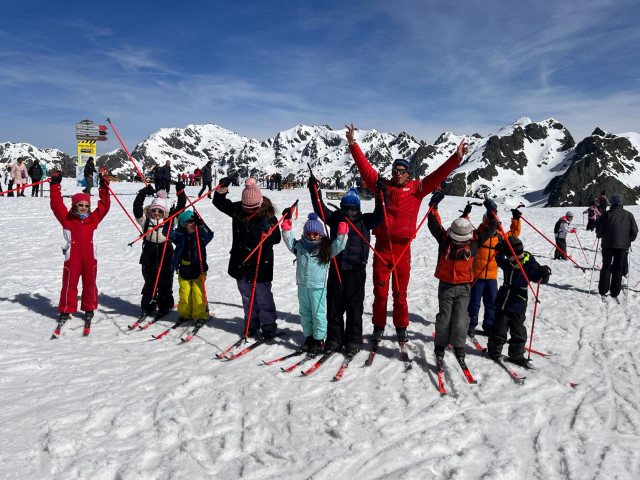 Chamrousse apprentissage ski fond sommet station printemps montagne grenoble isère alpes france