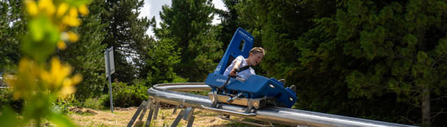 Chamrousse luge rail coaster luge park enfant été station montagne grenoble isère alpes france