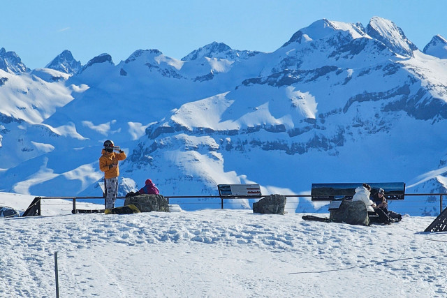 Chamrousse panoramic park balade sommet croix hiver station ski montagne grenoble isère alpes france