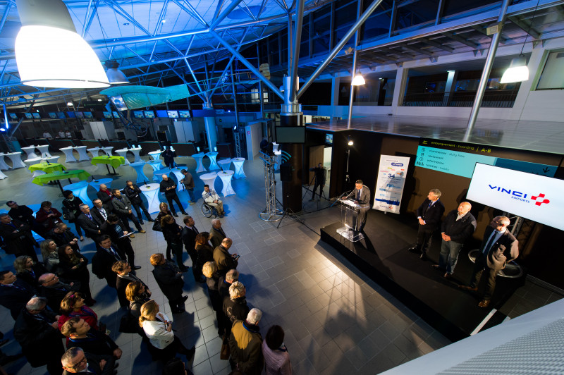 Soirée à l'aéroport Chambéry Savoie Mont Blanc
