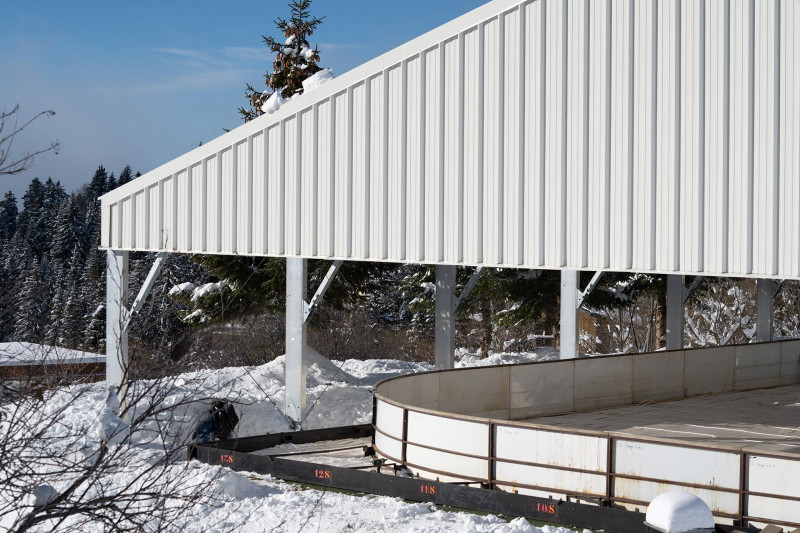 Chamrousse covered outdoor rink