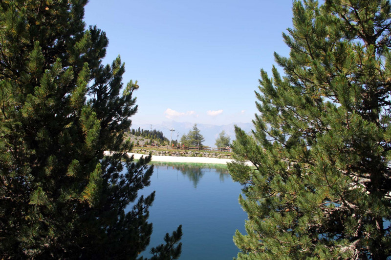 Chamrousse Vallons lake