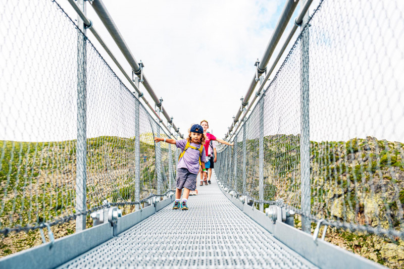Passerelle himalayenne Familie Sommer Chamrousse