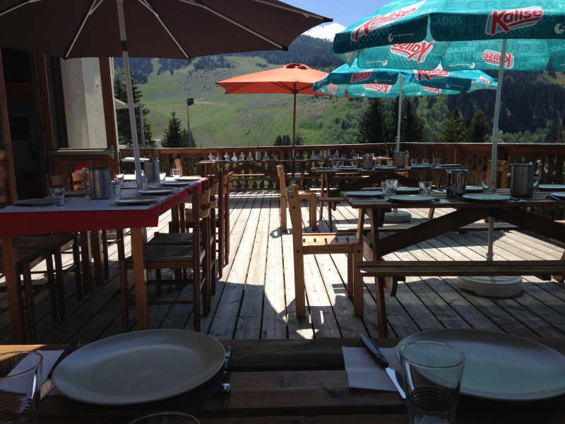 LES ALPAGES TERRASSE ETE