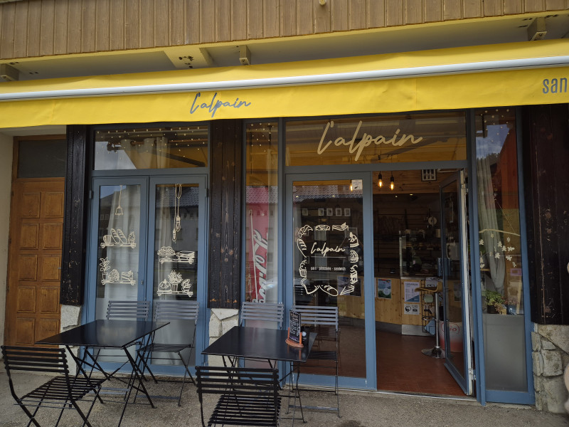 Vitrine l'Alpain