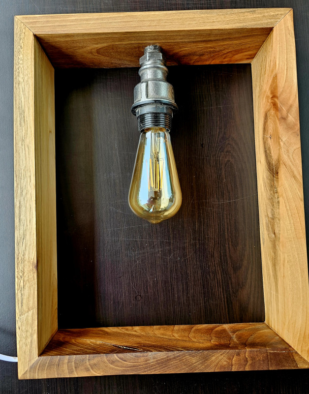Lampe en bois artisanat Seb's WoodWork Chamrousse