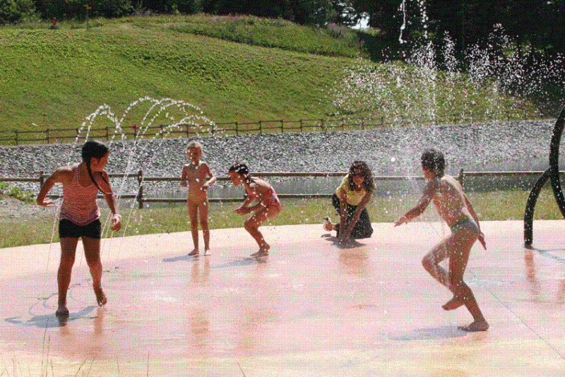 Water games Chamrousse resort