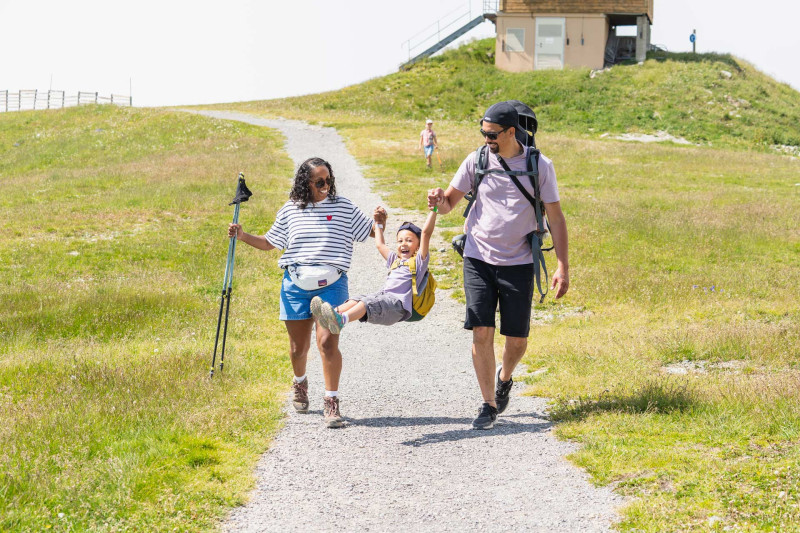 Family outings at the summit of the resort in summer