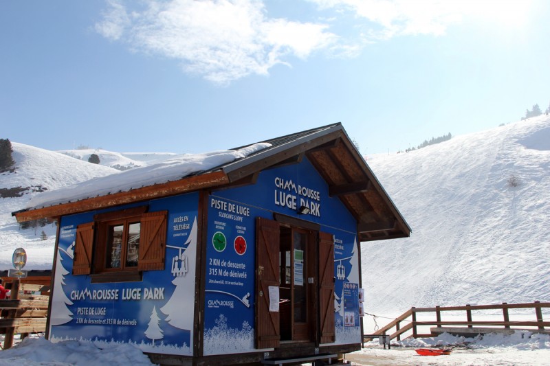 Chamrousse Sledging Park experience toboggan test sale point winter mountain ski resort isere french alps france