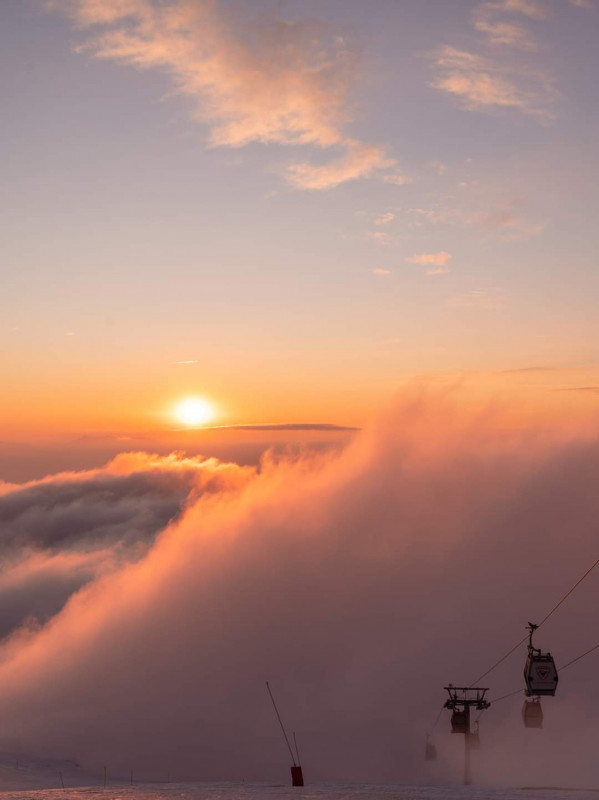 Chamrousse club des ambassadeurs des alpes descentedes alpages croix sommet station ski montagne grenoble isère alpes france