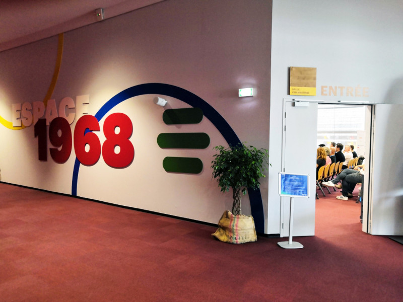 Chamrousse salon mountain planet grenoble 2022 station ski montagne isère alpes france