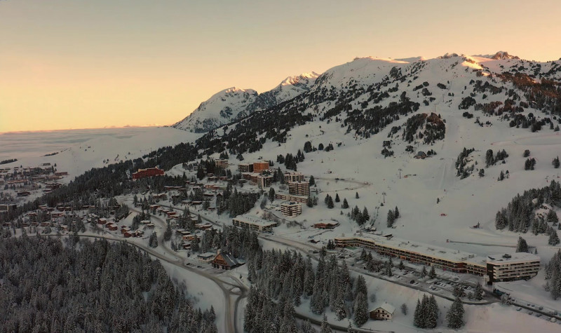 Chamrousse booking winter holidays flat rental chalet activity ski resort mountain grenoble isere lyon french alps france