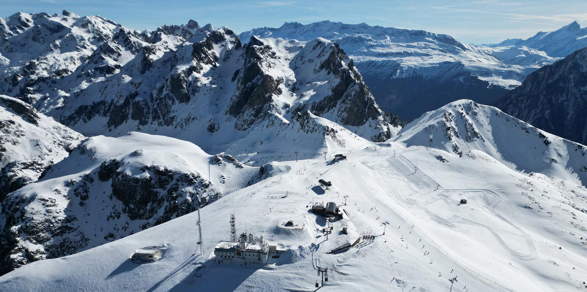 Chamrousse panoramic park aménagement sommet station croix chamrousse hiver ski montagne grenoble isère alpes france - © YV - OT Chamrousse